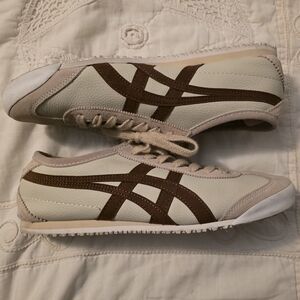 Barely Worn Onitsuka Tiger Mexico 66 Beige Suede Brown 1183B391-251